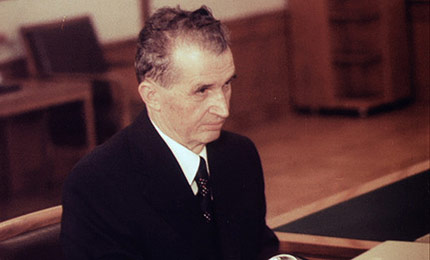 Kép az Autobiografia lui Nicolae Ceauşescu / Nicolae Ceauşescu önéletrajza című filmből
